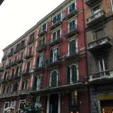 Il palazzo Quagliarella in via De Giosa (del 1926)